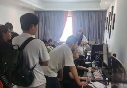 游戏开挂赚钱？警方：刑拘！